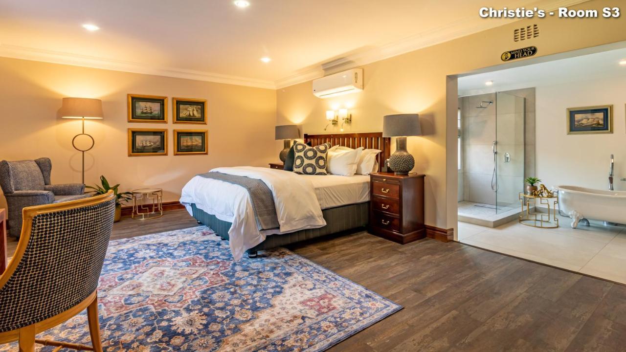 Bed and Breakfast Christies At 32 On Russell Mbombela Екстер'єр фото