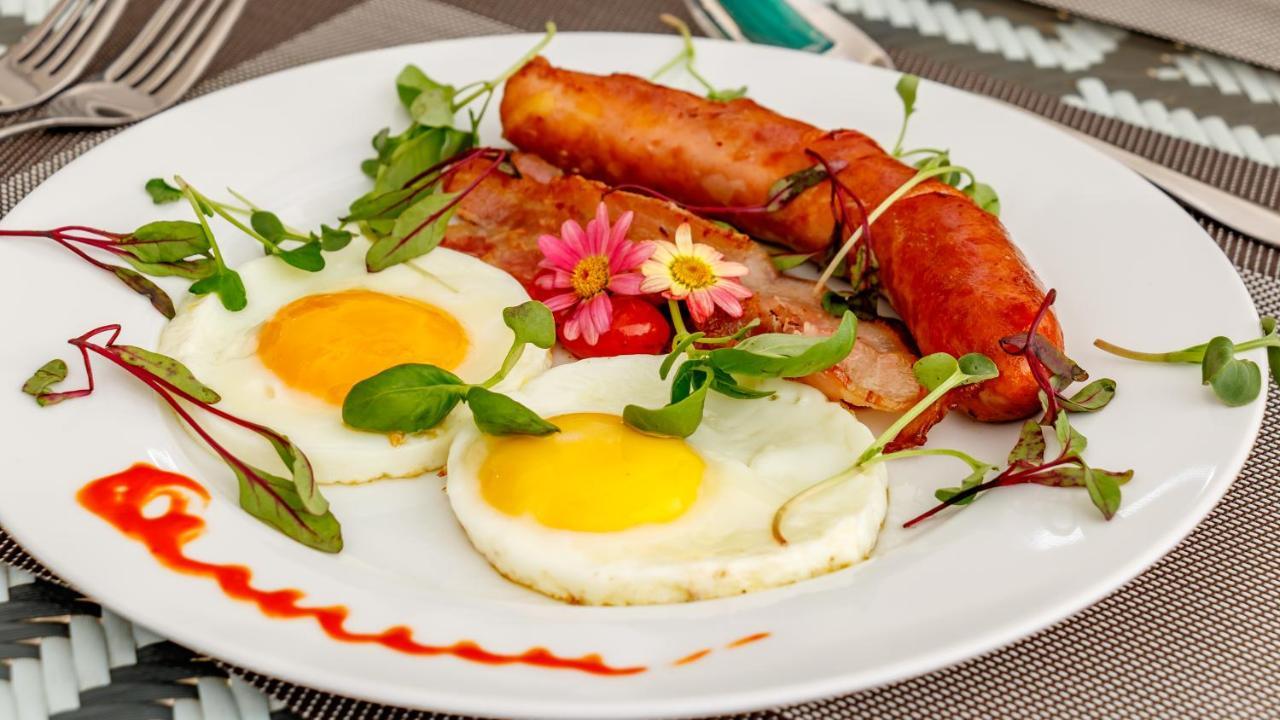 Bed and Breakfast Christies At 32 On Russell Mbombela Екстер'єр фото