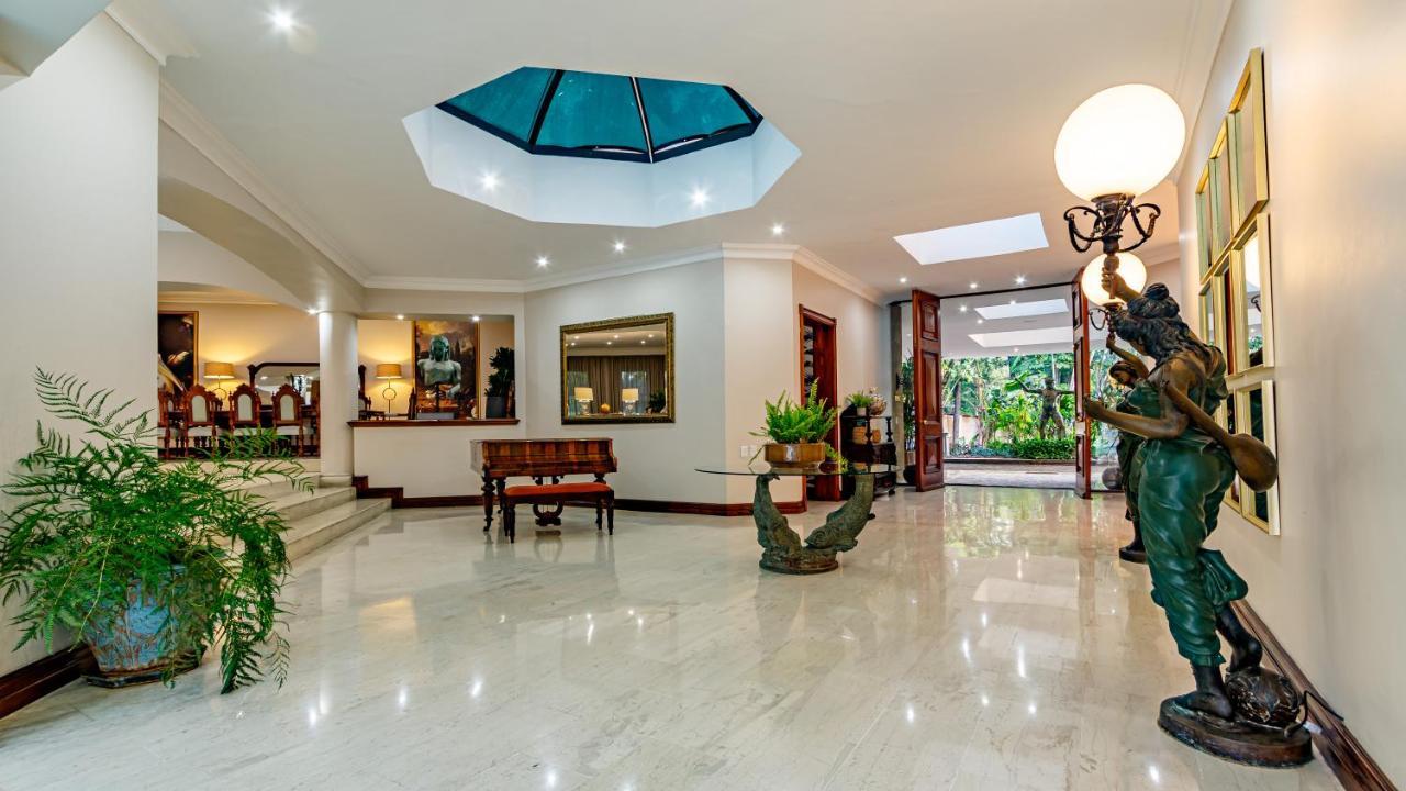 Bed and Breakfast Christies At 32 On Russell Mbombela Екстер'єр фото