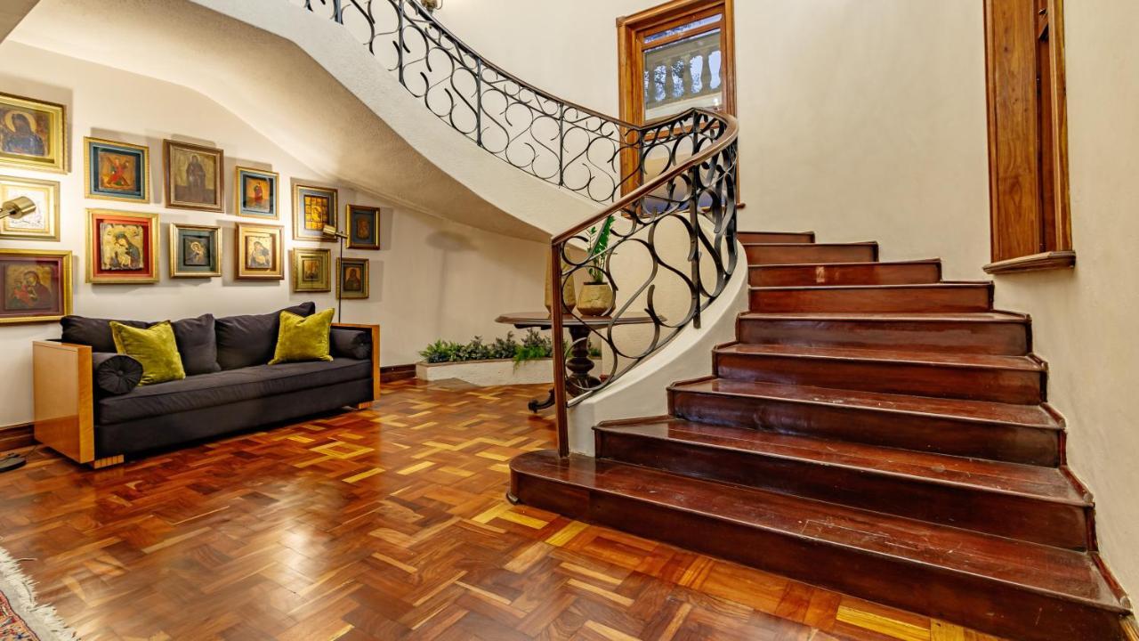 Bed and Breakfast Christies At 32 On Russell Mbombela Екстер'єр фото