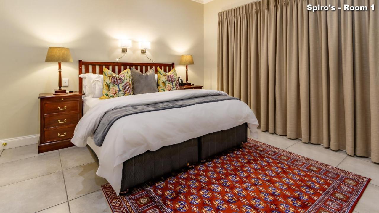 Bed and Breakfast Christies At 32 On Russell Mbombela Екстер'єр фото