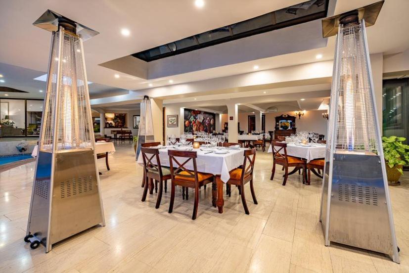 Bed and Breakfast Christies At 32 On Russell Mbombela Екстер'єр фото